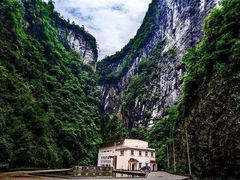-狮子关旅游区