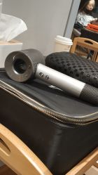 -苏豪路易士·嘉玛发廊