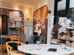 大堂-必胜客(WOW象山涌金广场店)