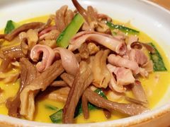 -吃饭皇帝大土家民族菜(正大广场店)
