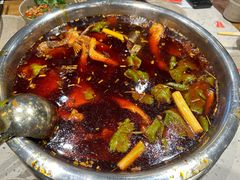 -肖肖酸萝卜鱼火锅(总店)