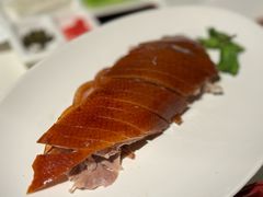 酥香嫩烤鸭-四季民福烤鸭店(外滩外白渡桥店)