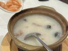 皮蛋瘦肉粥-白天鹅宾馆-宏图府餐厅
