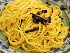 已经拌开的鸡汁拌面-九斤黄三黄鸡专卖店