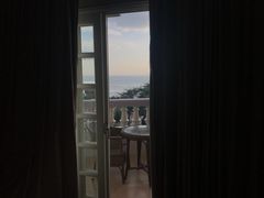 -芽庄日出海滩水疗酒店