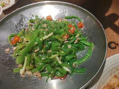 -聚鑫朋酸菜肥肠(文艺路口店)