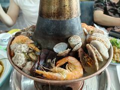 -一口猪海鲜浑锅·东北家常菜