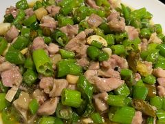 -万重锦·人文川菜馆(骡马市店)