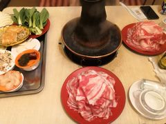 羊肉片-洞庭洲·防空洞火锅·烧烤·铜锅涮肉(新百广场店)
