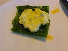 天妇罗里面的酱加上煎过的青椒&nbsp;-滩万日本料理Nadaman(国贸大酒店)