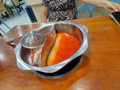 -老何家后安粉·糟粕醋海鲜火锅(三亚湾椰梦长廊店)