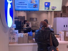 -瑞幸咖啡(凯德虹口龙之梦店)