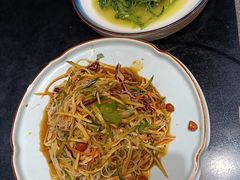 -蒙古人烤羊大师(工农大路创始店)