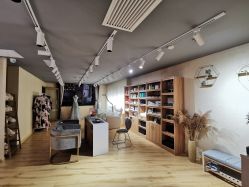-涂tu指甲日式美甲美睫店