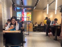 -麦当劳(徐汇漕溪北路百脑汇店)