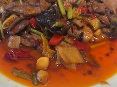 -严记小天府酸菜鱼(西四路店)