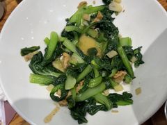 -黄泥岗·地道湖北菜(奥特莱斯店)