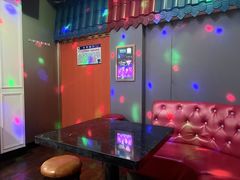 -蓝乐光量贩KTV(浦东禹悦汇店)