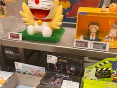 -泡泡玛特POPMART(蓝色港湾店)