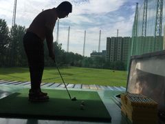 -银涛高尔夫练习场(徐泾店)