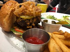 -HELLO 27 意面·沙拉·帕尼尼