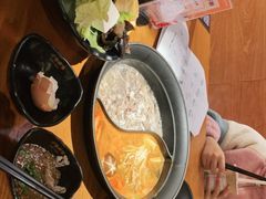 -呷哺呷哺(普陀乐购真北店)