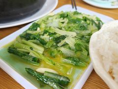 -土砂锅生态山庄·非遗砂锅雅鱼