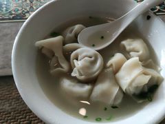 黄鱼馄饨-洪大妈·黄鱼面(金山嘴渔村店)