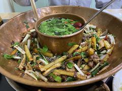 -牛喵喵铜锅牛肉馆