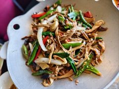 腊味干锅野笋-三生三味密宗川菜·江景餐厅(来福士店)