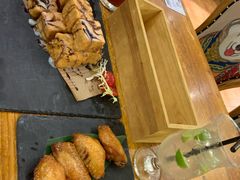 -more than meow吴止猫主题餐厅(承德 中船汇店)