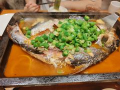 -夯鱼烤鱼·尔滨地标美食(中央商场店)