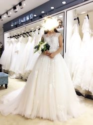 -予白婚纱礼服馆