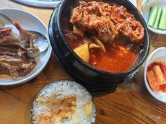 -喇喇排骨火锅·传统韩式脊骨汤(望京西园总店)