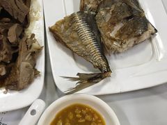 香煎鲜鱼饭-官塘锋记鱼生·生腌·砂锅粥(牌坊街店)