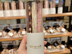 -Laderach 莱德拉(上海环贸iapm店)