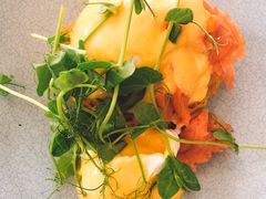 班尼迪蛋加三文鱼-Takapuna Beach Cafe