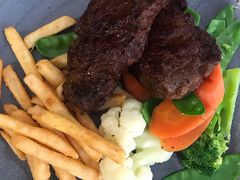 -12 Rocks Beach Bar Cafe