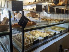 面包甜点陈列柜-仙峰天然面包(迎宾路店)
