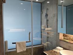 -上海虹桥西郊假日酒店