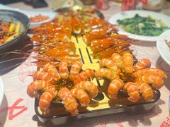 -肥肥虾庄·金牌油焖大虾(汉街SKP店)