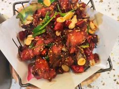 -小董哥烤串·爆汁大油边(故宫店)