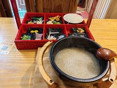 -勺子米线·云南传统小吃市集(四方街店)