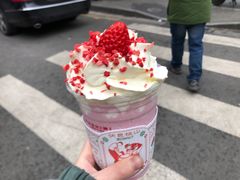 招牌草莓大福奶茶大杯-伏小桃(明瓦廊店)