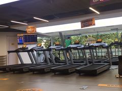 -超鹿运动(达信大厦店)