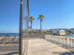 -Cafe Aewol Monsant