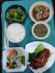 -月之旅·尊 高端月子会所(科馨别墅一店)