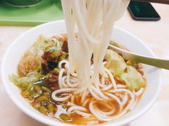 -卓雅桂林米粉
