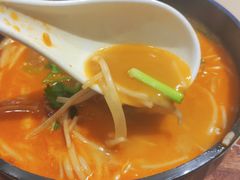 -灵芝妹子海鲜米线(凯德和平广场店)