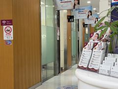 -雅悦齿科(顾村公园店)